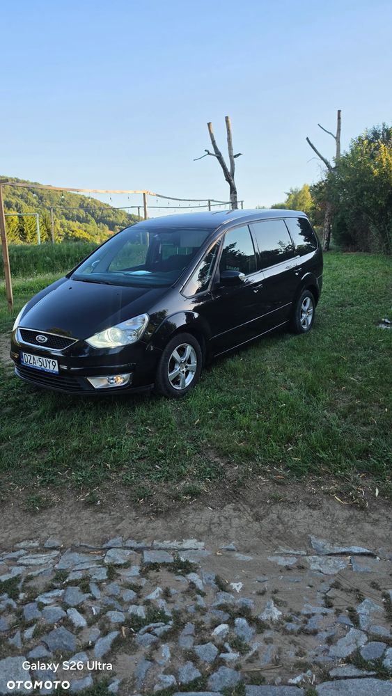 Ford Galaxy - 22