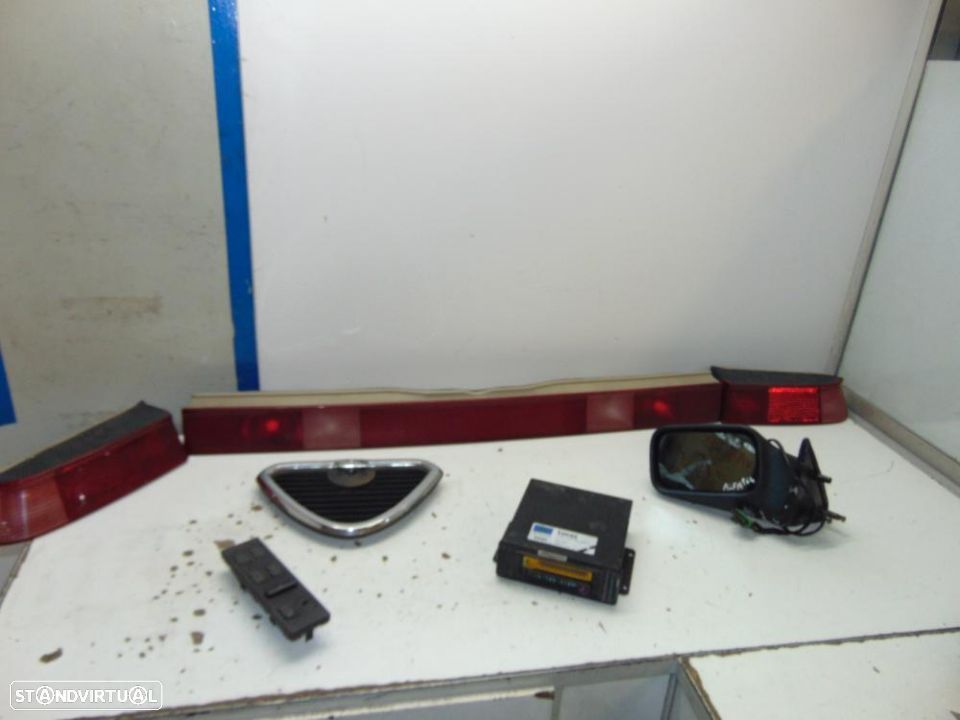 Alfa Romeo 164 farolins - 1