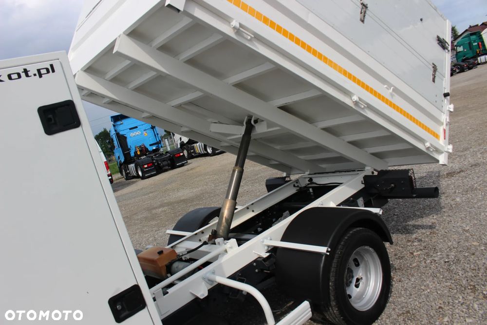 Iveco DAILY 35C15 *3.0* /WYWROTKA / *SERWIS FR* / IDEALNY STAN / - 11