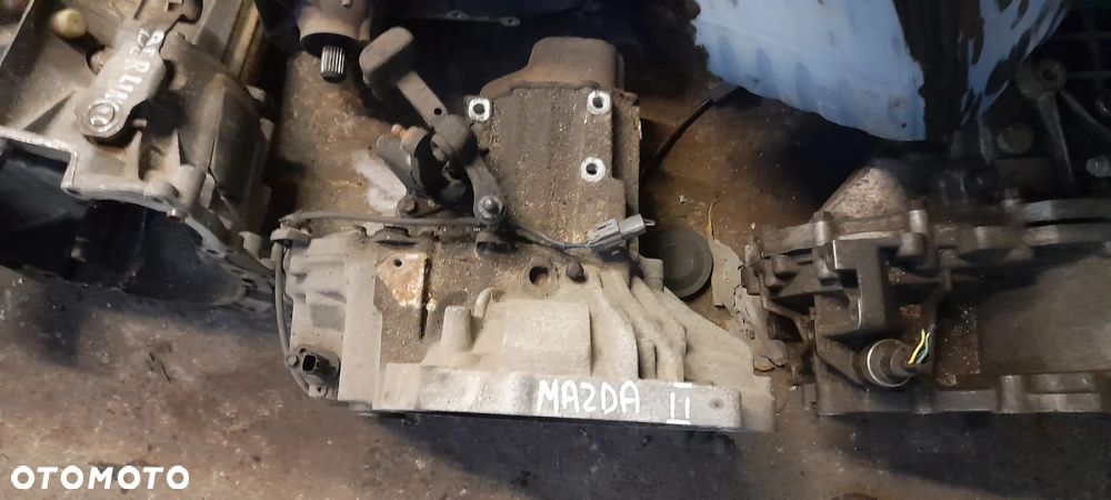 mazda 2 skrzynia biegów 1,3 b - 4