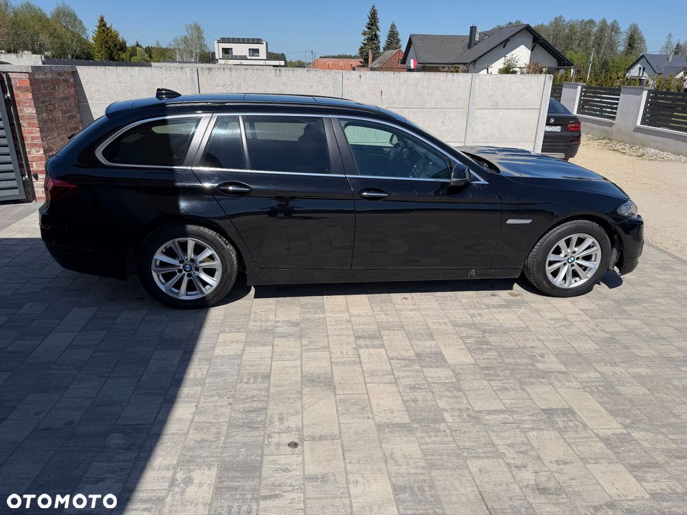 BMW Seria 5 520d xDrive - 5