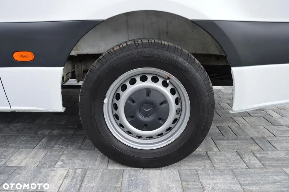 Mercedes-Benz Sprinter - 34