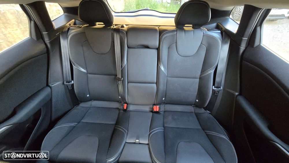 Volvo V40 1.6 D2 Momentum Powershift Eco - 37