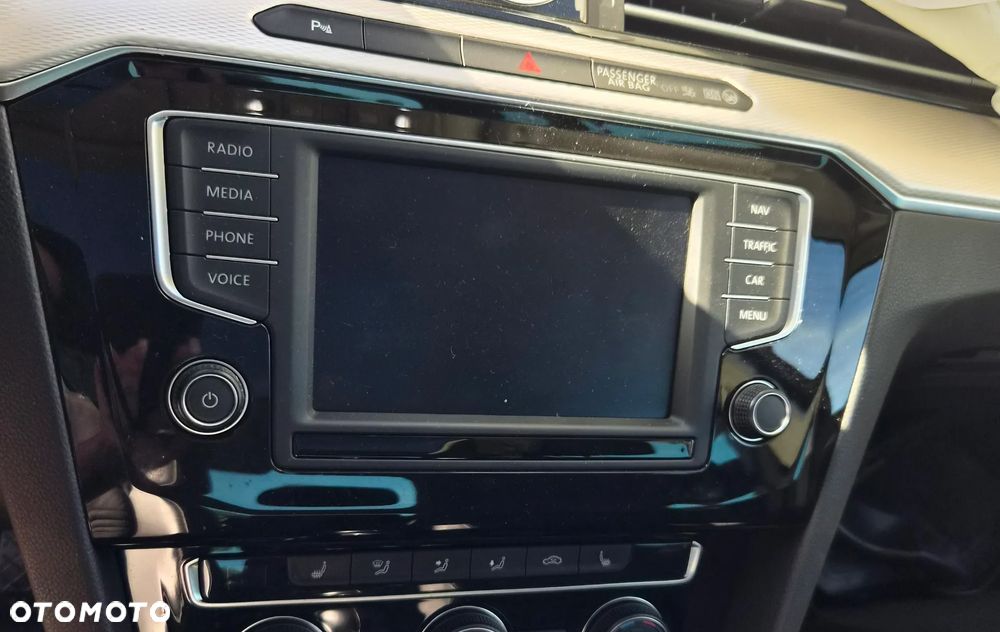 VW PASSAT B8 15r RADIO RADIOODTWARZACZ CD NAWIGACJA NAVI - 1
