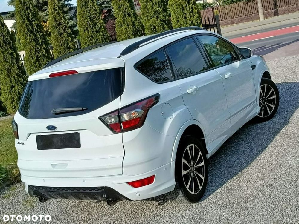 Ford Kuga 2.0 TDCi 2x4 ST-Line - 13