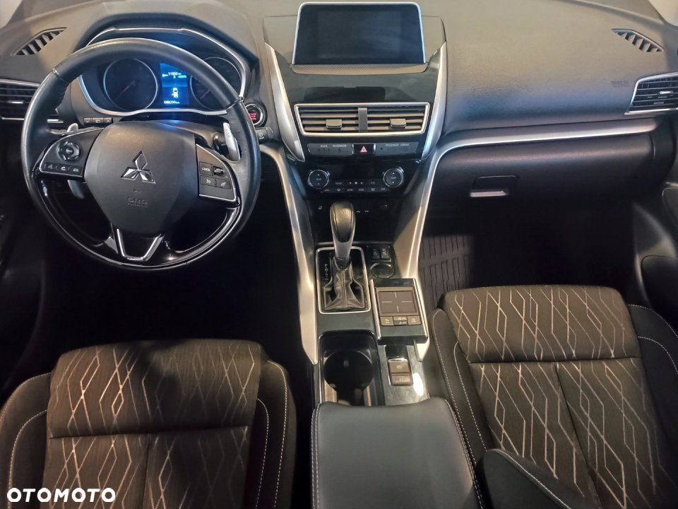 Mitsubishi Eclipse Cross - 6