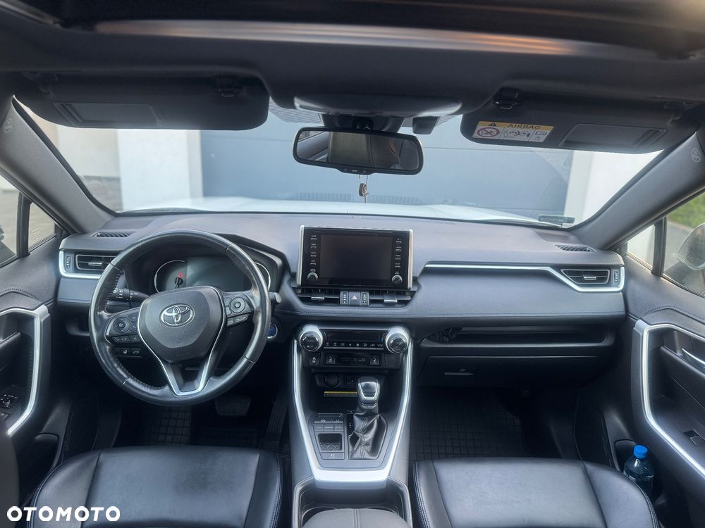 Toyota RAV4 - 12