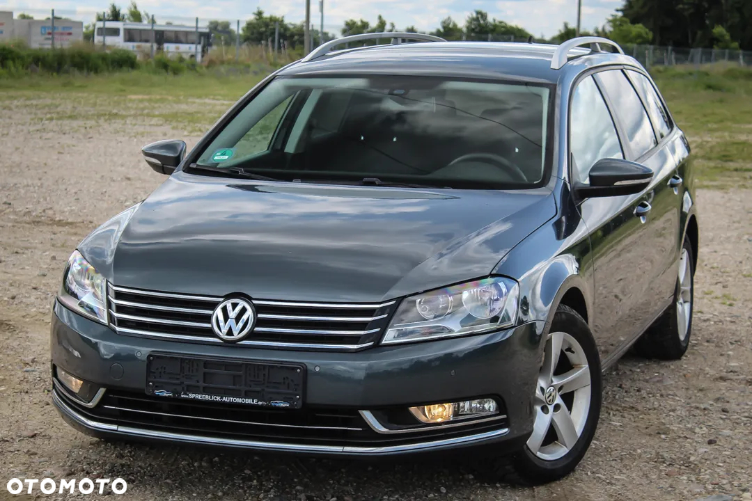 Volkswagen Passat Variant 2.0 TDI DSG BlueMotion Technology Comfortline - 2