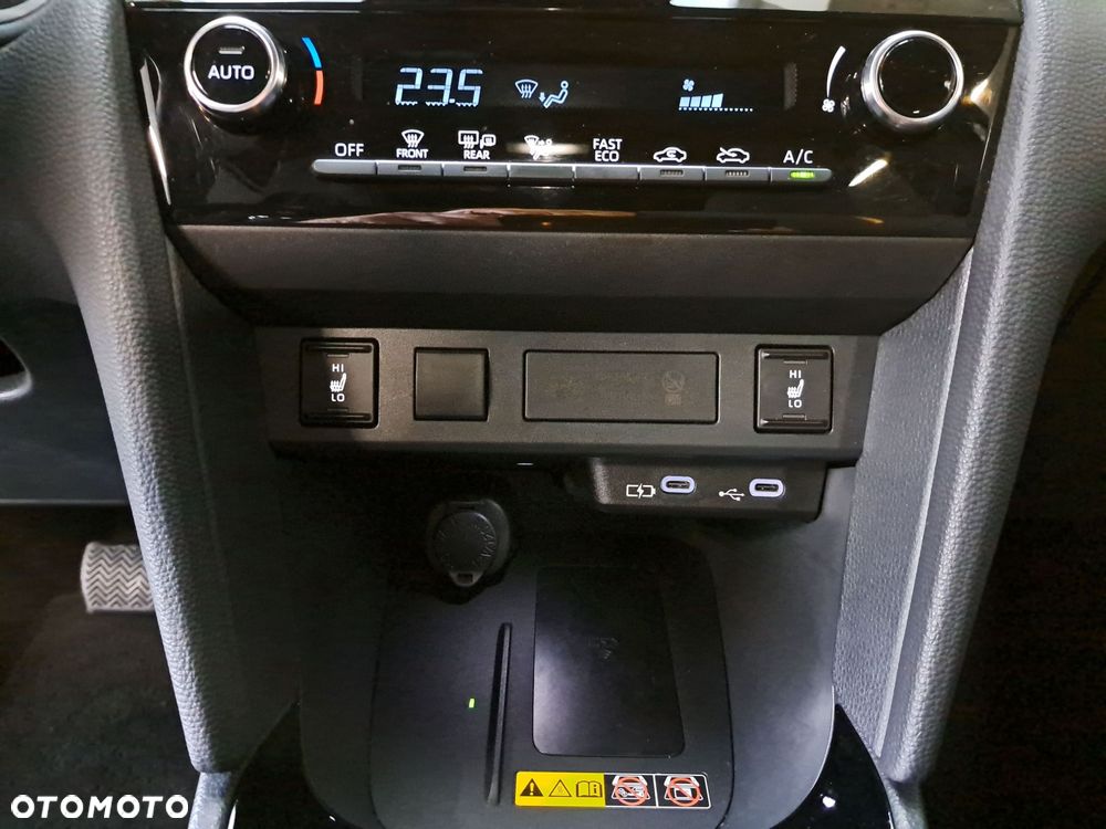 Toyota Yaris Cross Hybrid 1.5 Style - 26