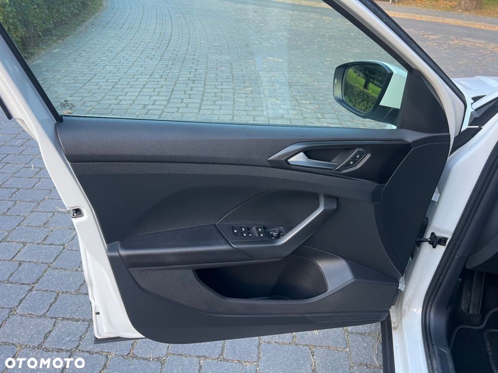 Volkswagen T-Cross 1.0 TSI OPF DSG Life - 16
