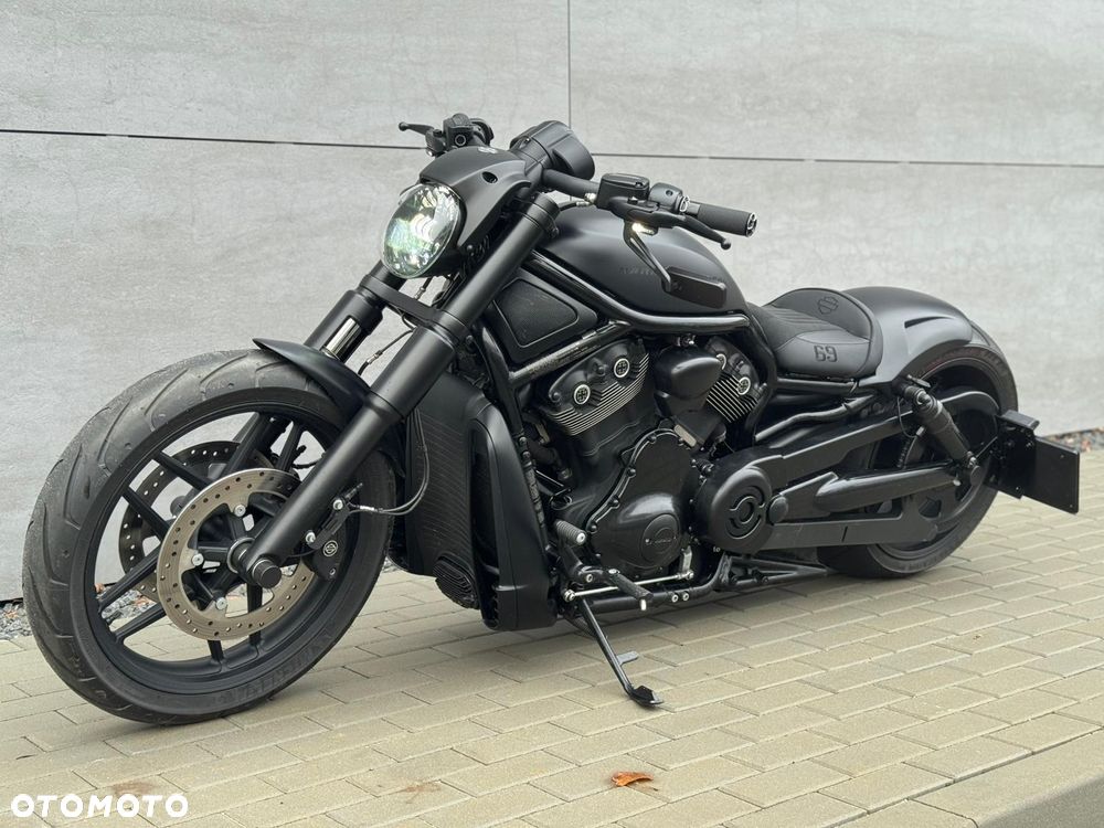 Harley-Davidson V-Rod Night Rod - 2