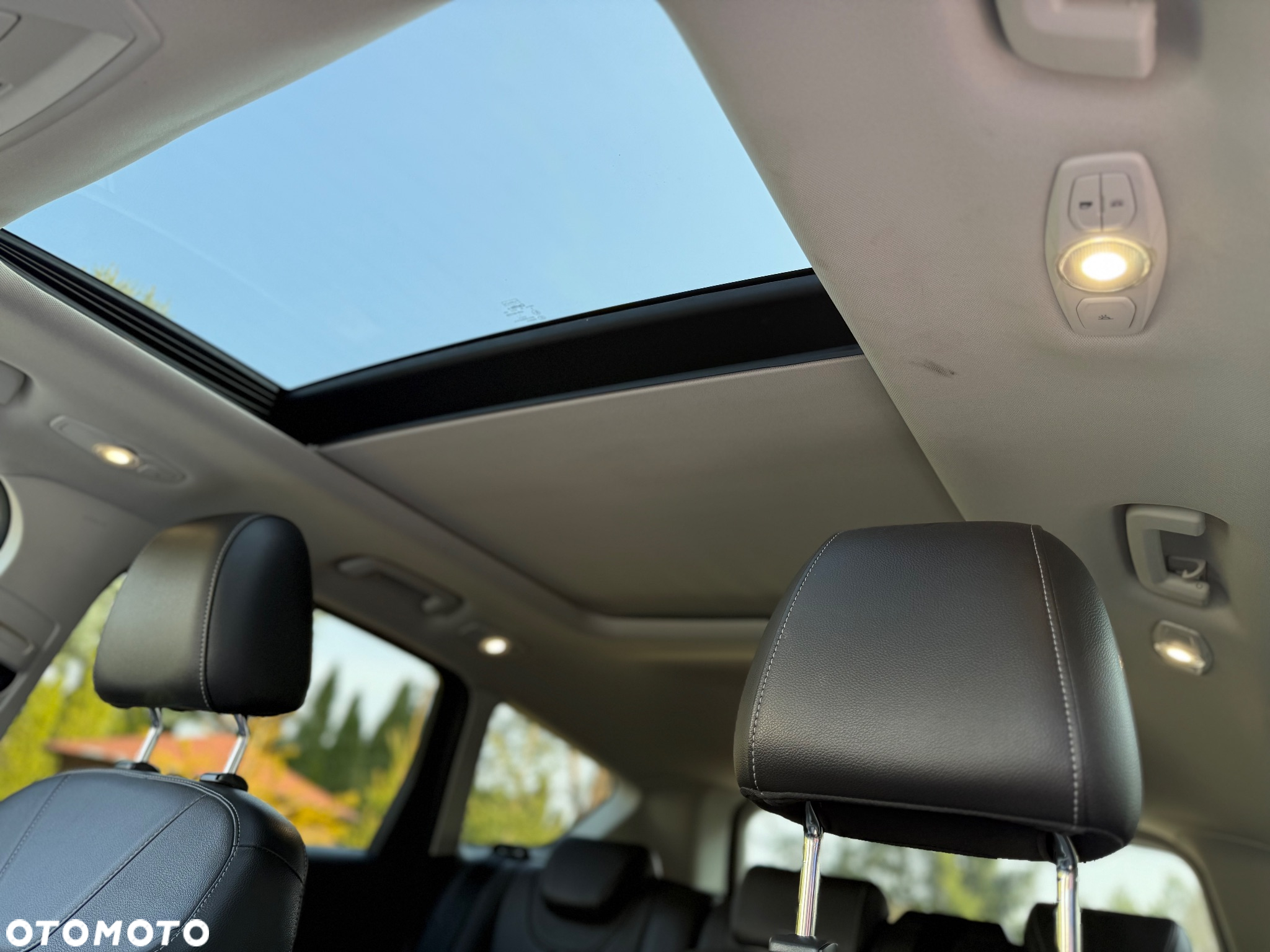 Ford Kuga - 11