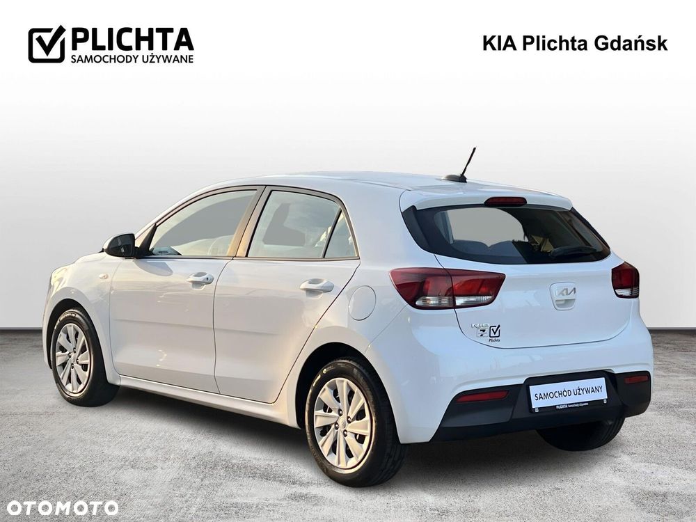 Kia Rio - 3