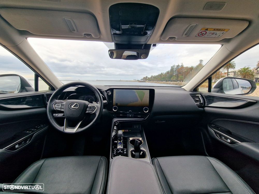 Lexus NX 450h+ Executive - 3