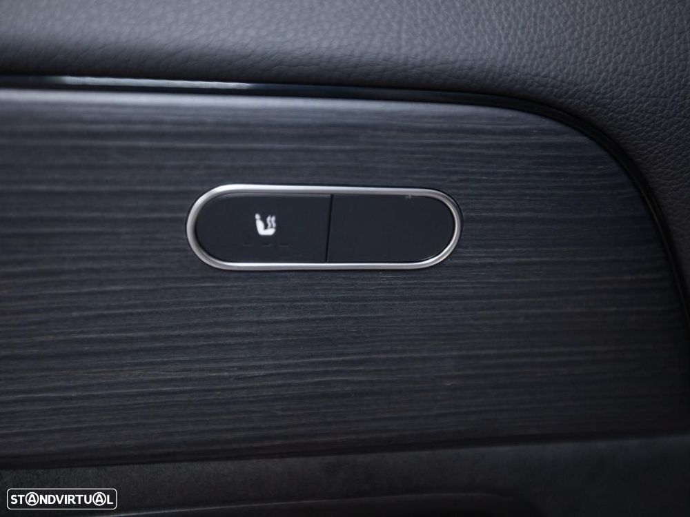 Mercedes-Benz GLA 250 e AMG Line - 17