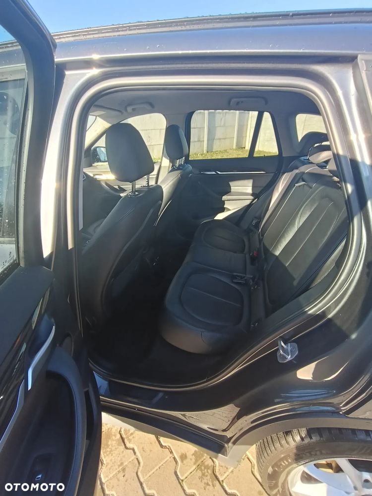 BMW X1 sDrive18d - 8