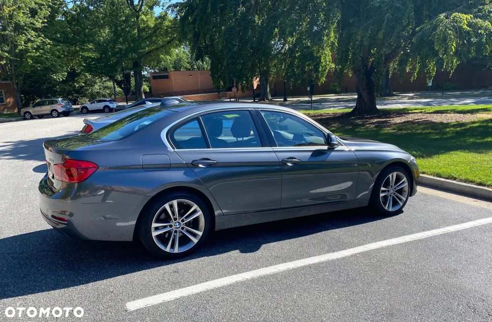 BMW Seria 3 330i xDrive Edition Luxury Line Purity - 5