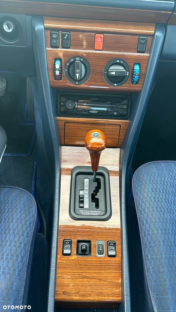 Mercedes-Benz W124 (1984-1993) - 9