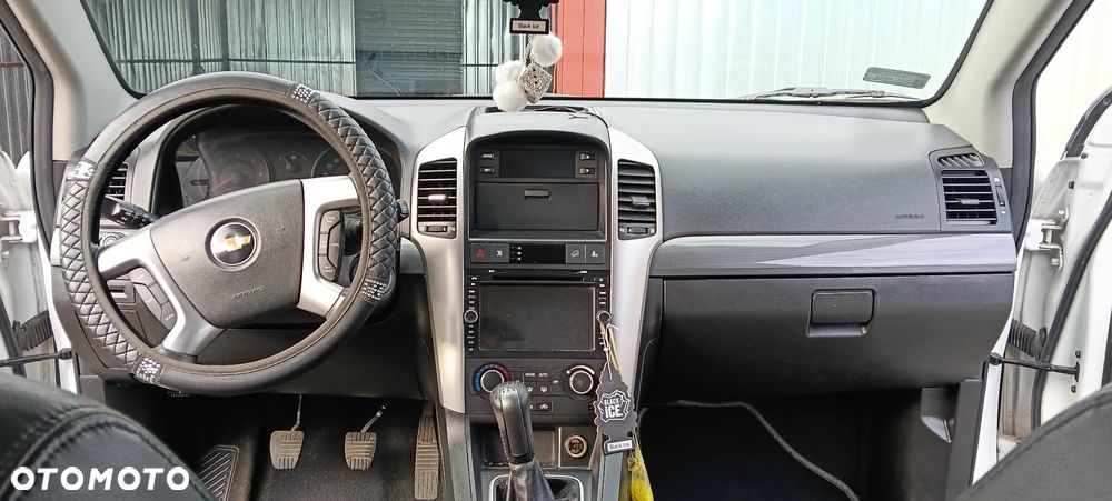 Chevrolet Captiva - 13