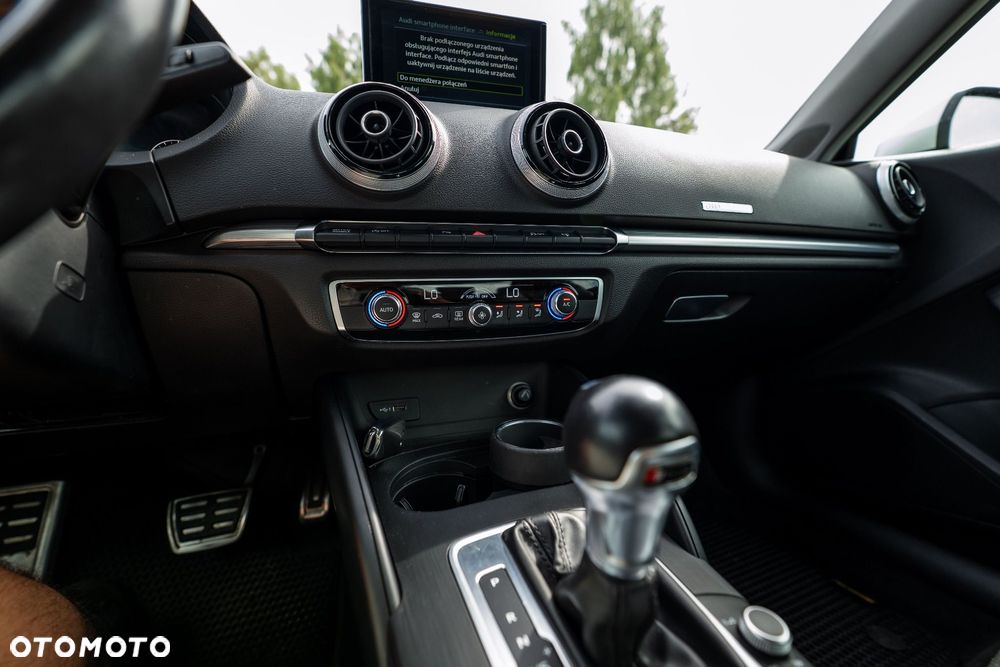 Audi A3 Sportback - 17