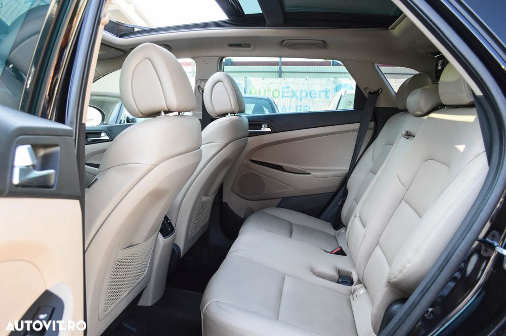 Hyundai Tucson blue 1.7 CRDi 2WD DCT Premium - 17