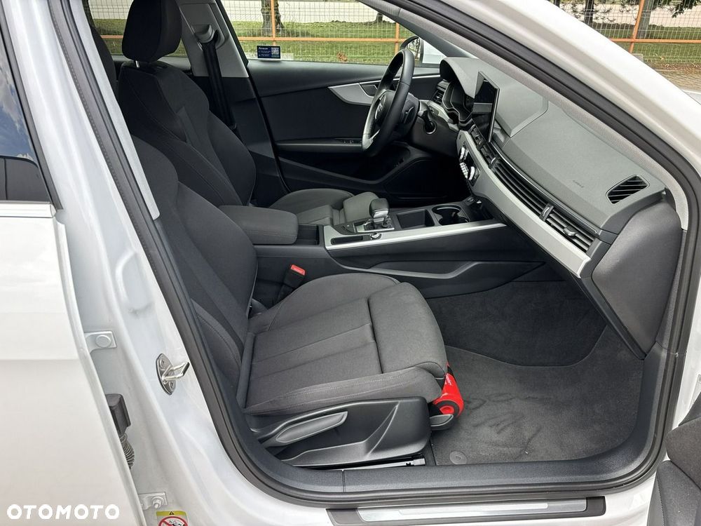 Audi A4 Limousine 35 TFSI mHEV Advanced S tronic - 15