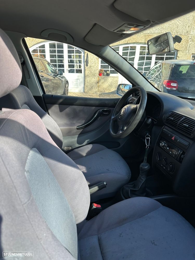 SEAT Toledo 1.6 GT - 10