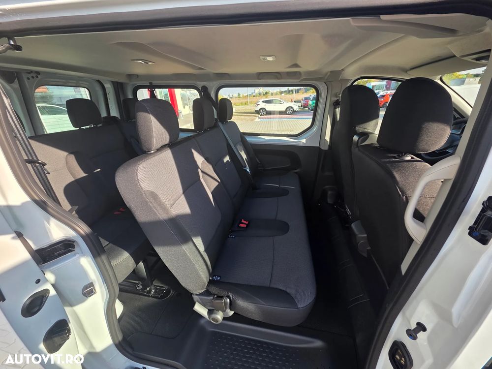 RENAULT Trafic 2025 — imagine 9