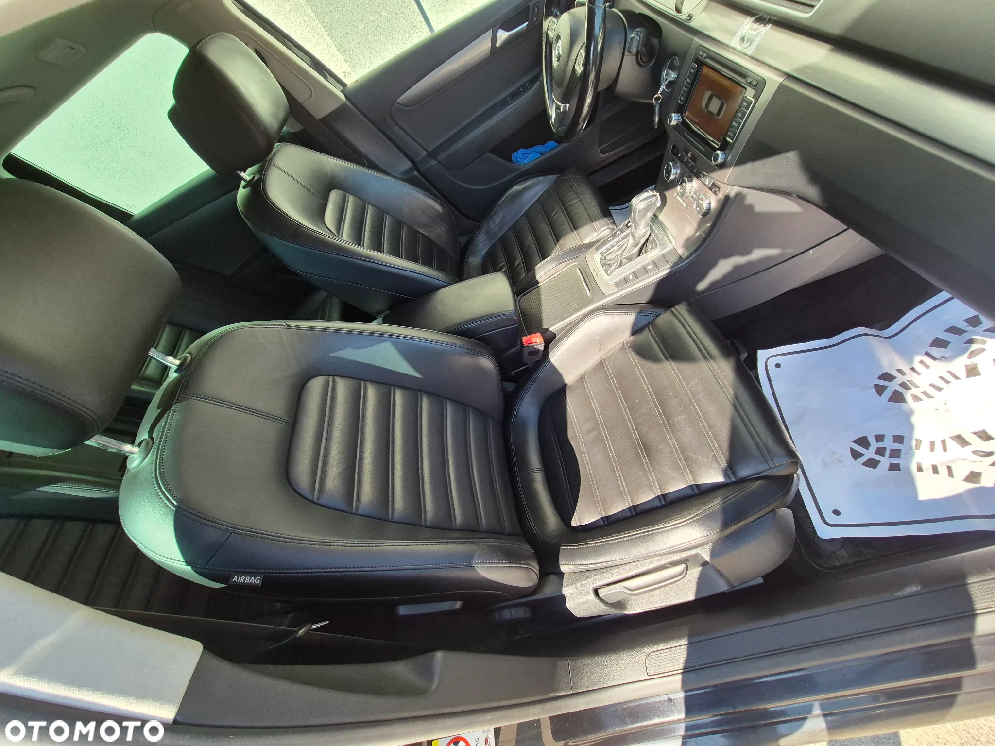 Volkswagen Passat 2.0 TDI Highline R-Style DSG - 35
