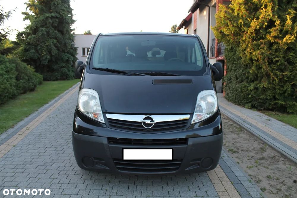 Opel Vivaro - 10