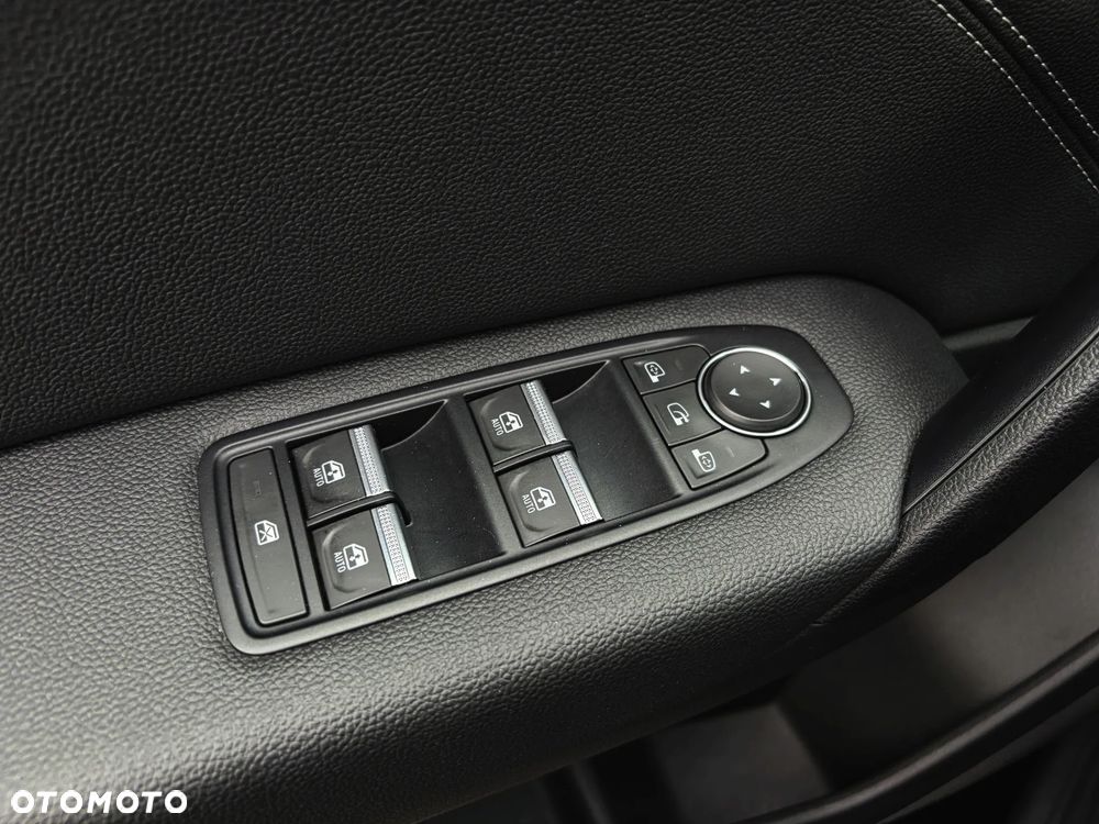 Renault Captur - 29