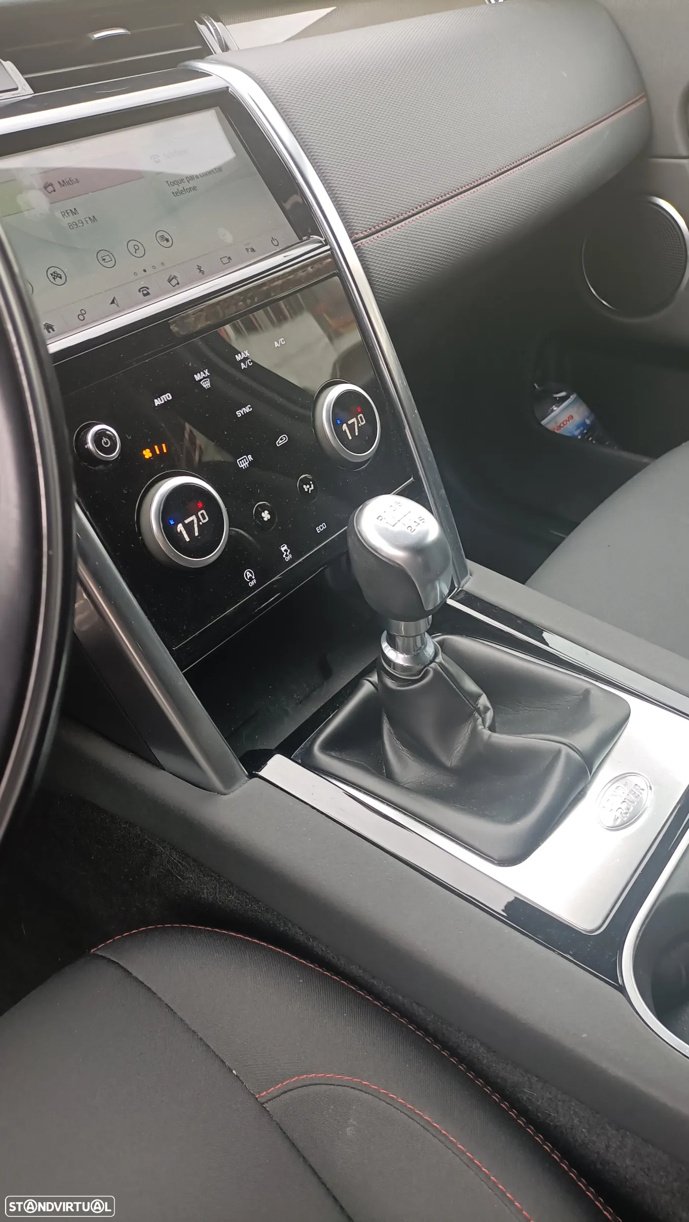 Land Rover Discovery Sport 2.0 eD4 7L - 6