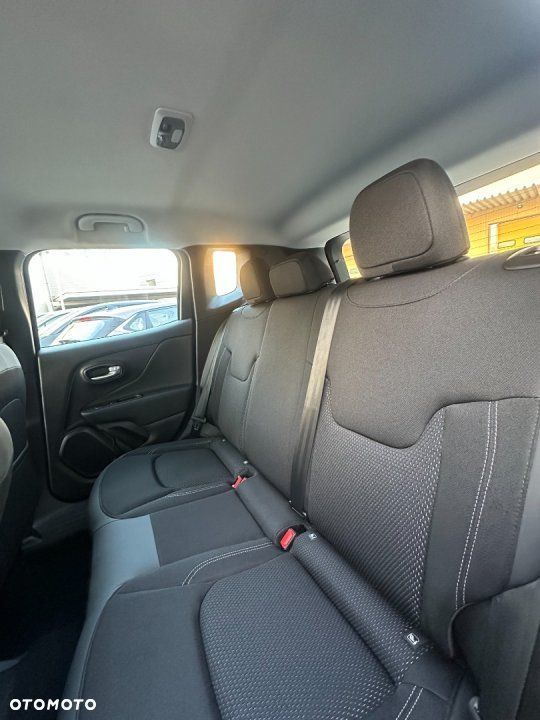 Jeep Renegade - 6