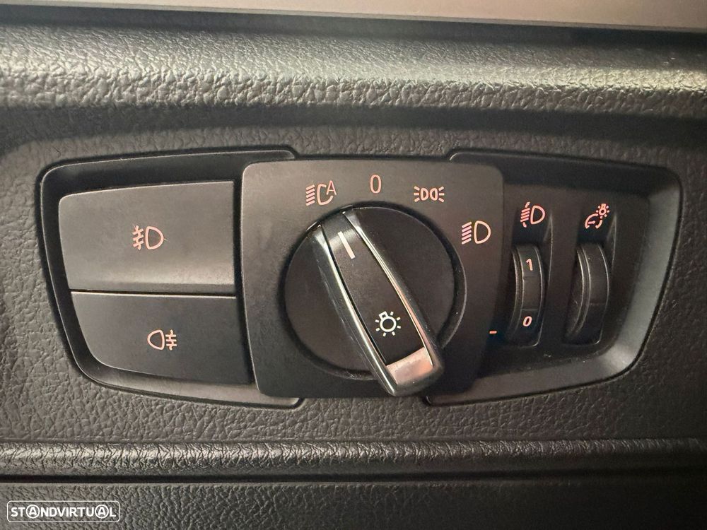 BMW 116 d Line Sport - 16