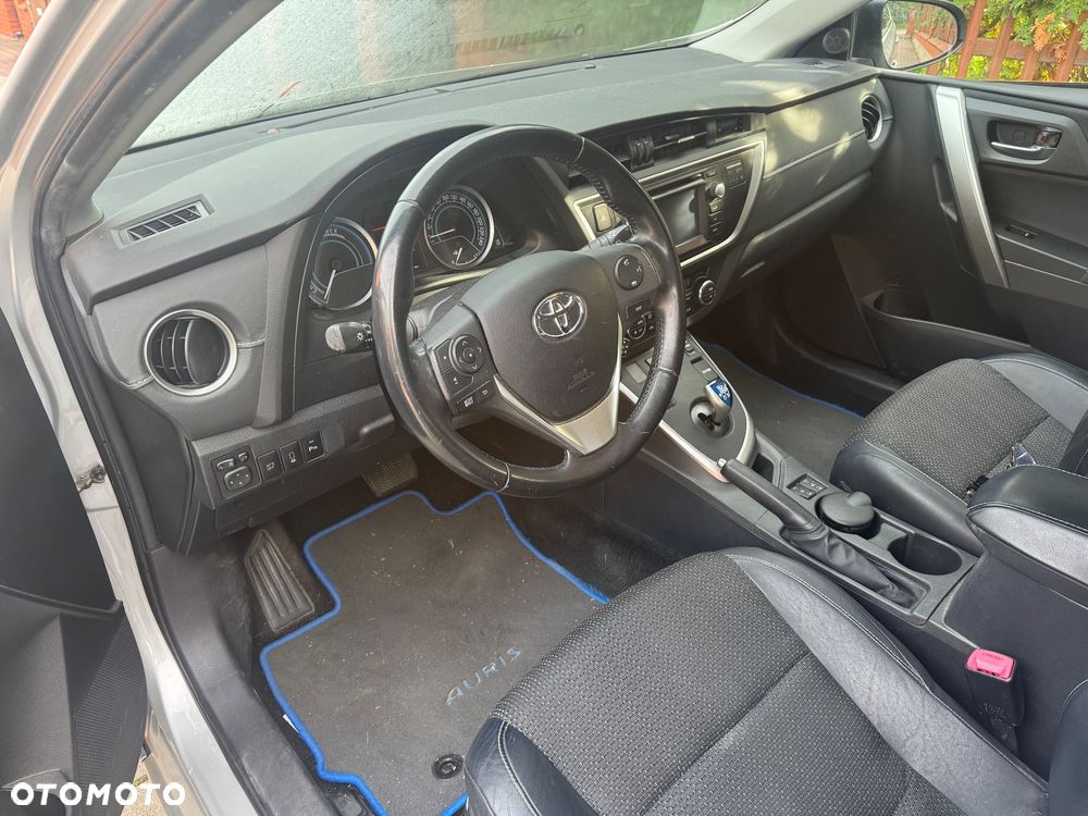Toyota Auris - 5