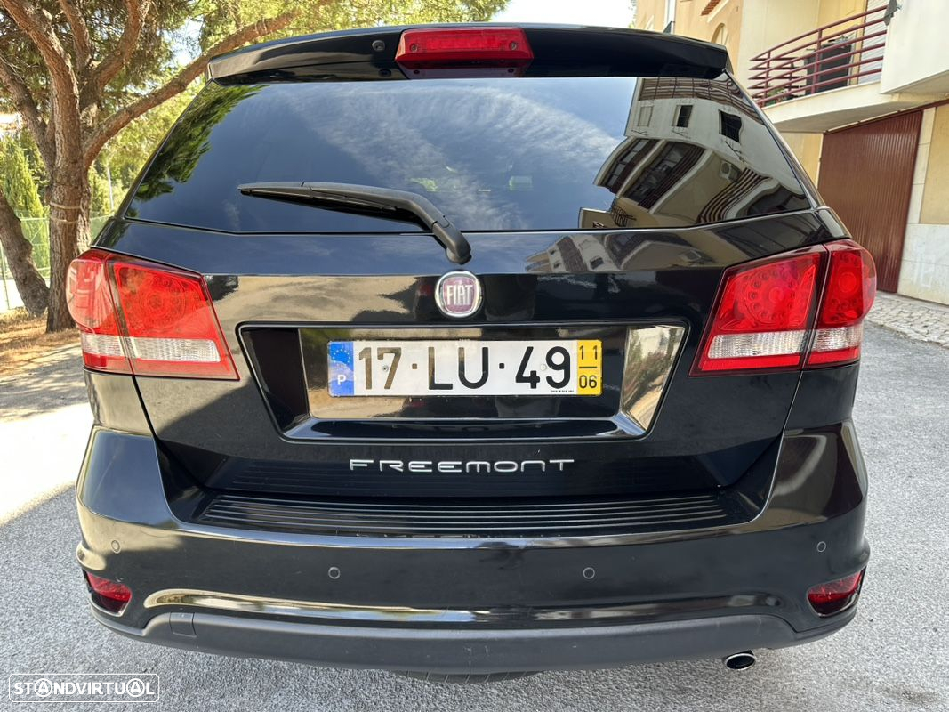 Fiat Freemont 2.0 M-Jet Urban - 10