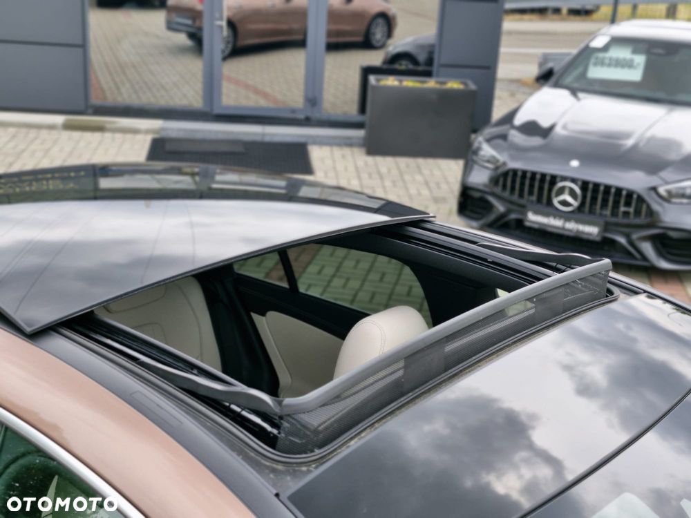 Mercedes-Benz CLA 200 Progressive 7G-DCT - 35