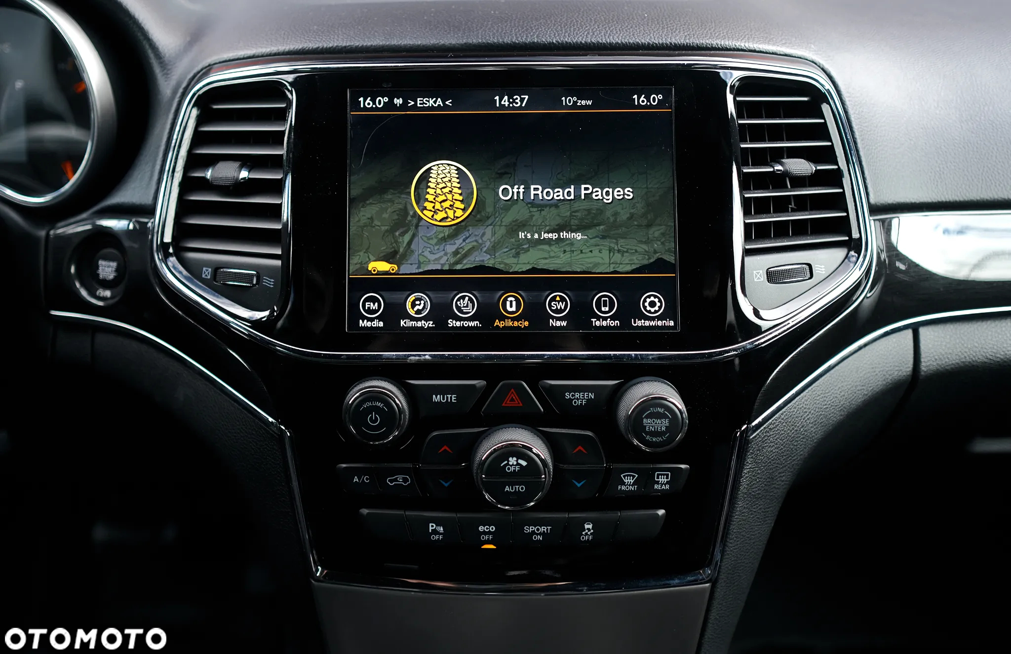 Jeep Grand Cherokee - 14