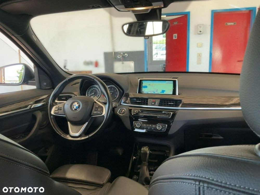 BMW X1 xDrive25d xLine sport - 9