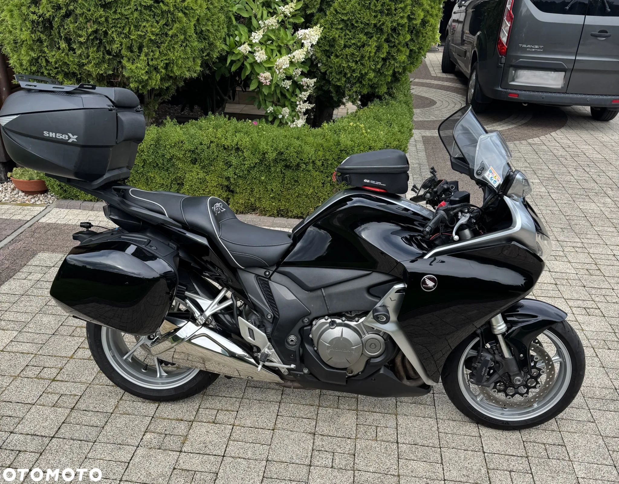 Honda VFR - 1