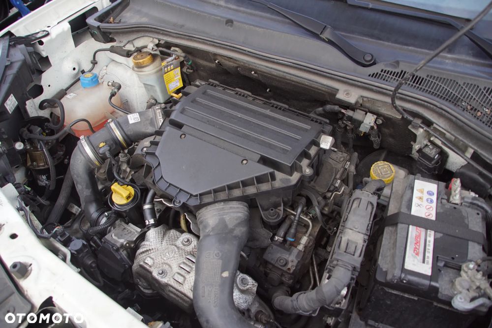 Auto na części - Opel Combo D 1.3 CDTI 90 KM A13FD C510 5PU 2017R Silnik Skrzynia Drzwi Maska Zderzak Błotnik Lampa Lusterko Klamka Szyba Deska Kokpit Sterownik Moduł Czujnik Licznik Panel Kierownica - 19