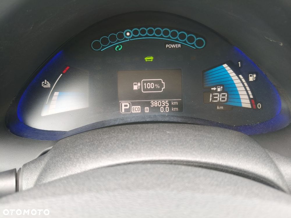 Nissan Leaf 30kWh Acenta - 12