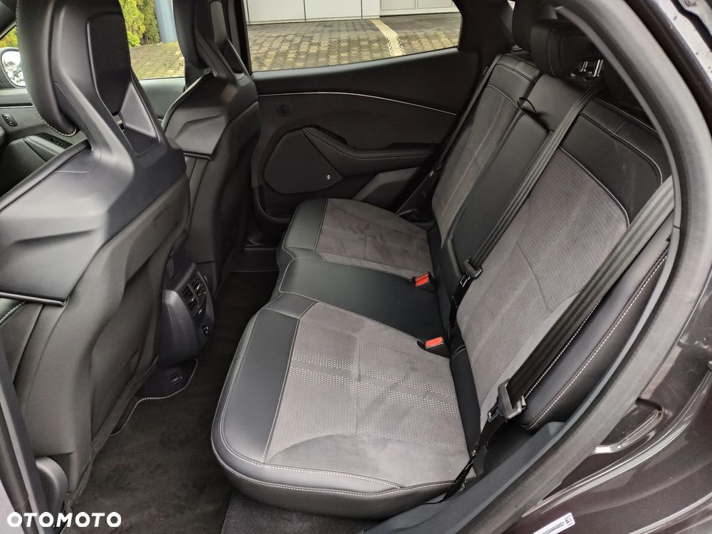 Ford Mustang Mach-E 98kWh AWD GT - 23