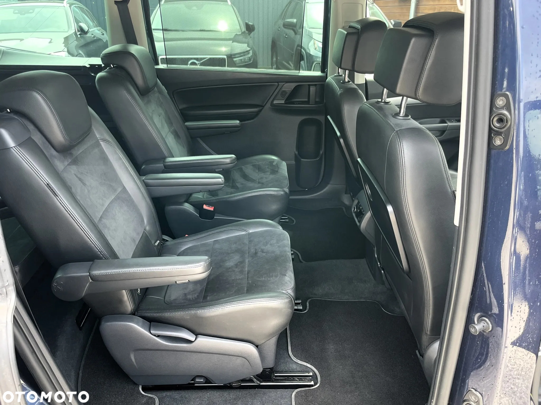 Volkswagen Sharan 2.0 TDI Highline DSG - 12