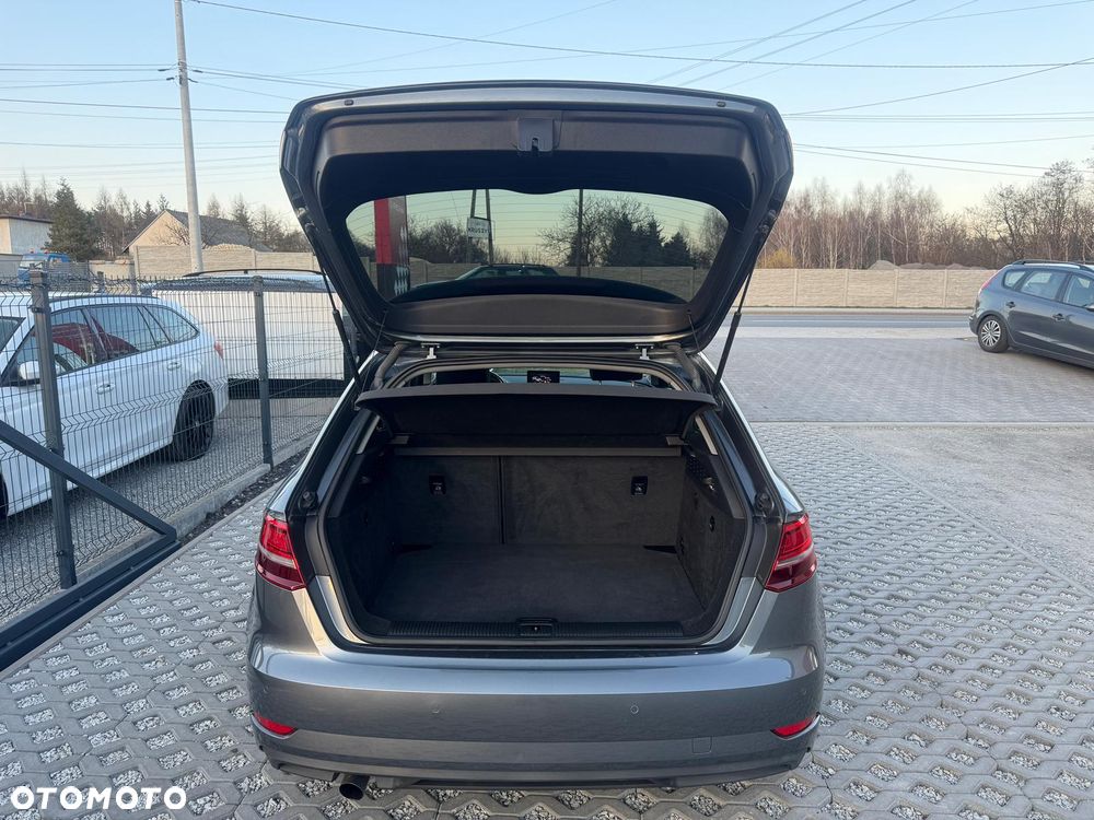 Audi A3 Sportback 1.0 TFSI design - 19