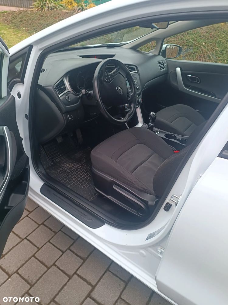 Kia Ceed 1.6 CRDi L - 5