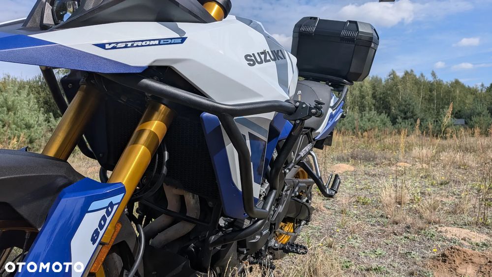 Suzuki V-STROM - 18