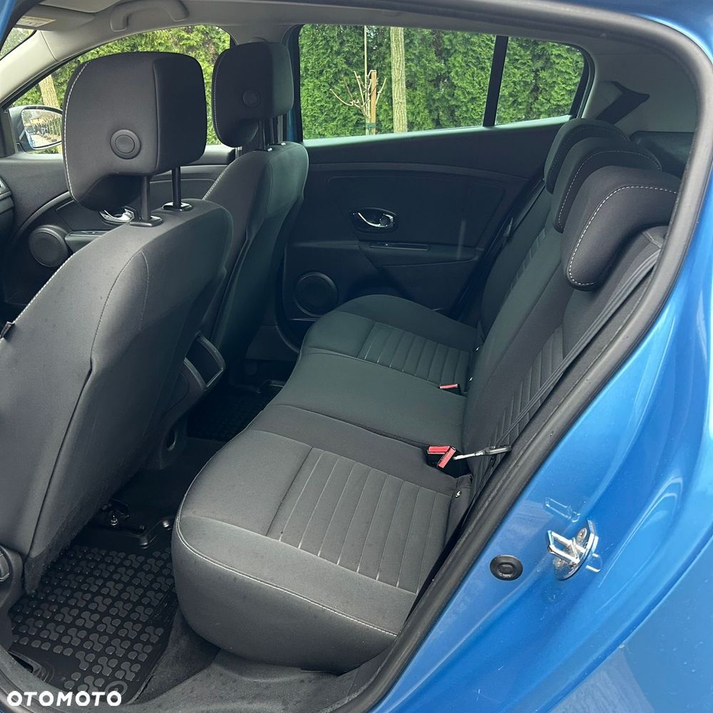 Renault Megane 1.6 16V Limited - 11