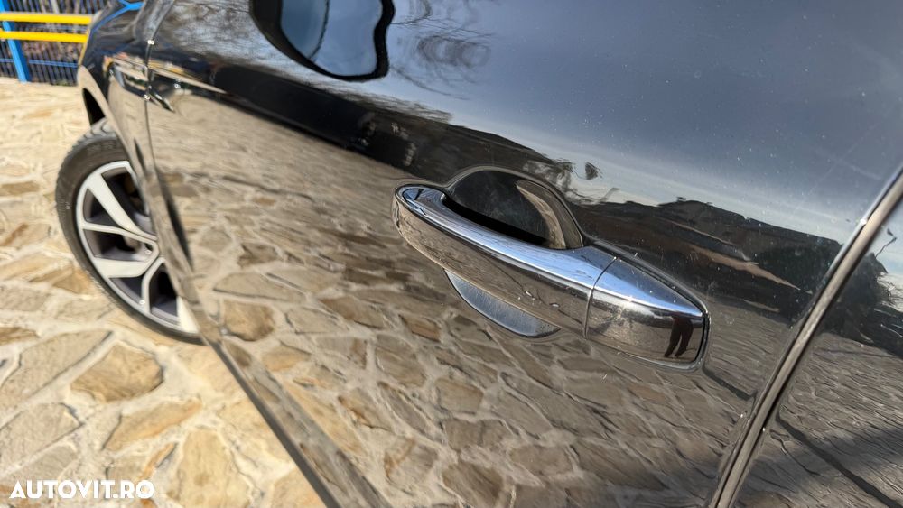 Renault Megane Grandtour ENERGY dCi 110 EDC INTENS - 28