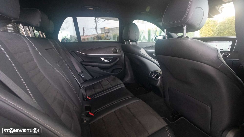 Mercedes-Benz E 300 de AMG Line 4Matic - 10